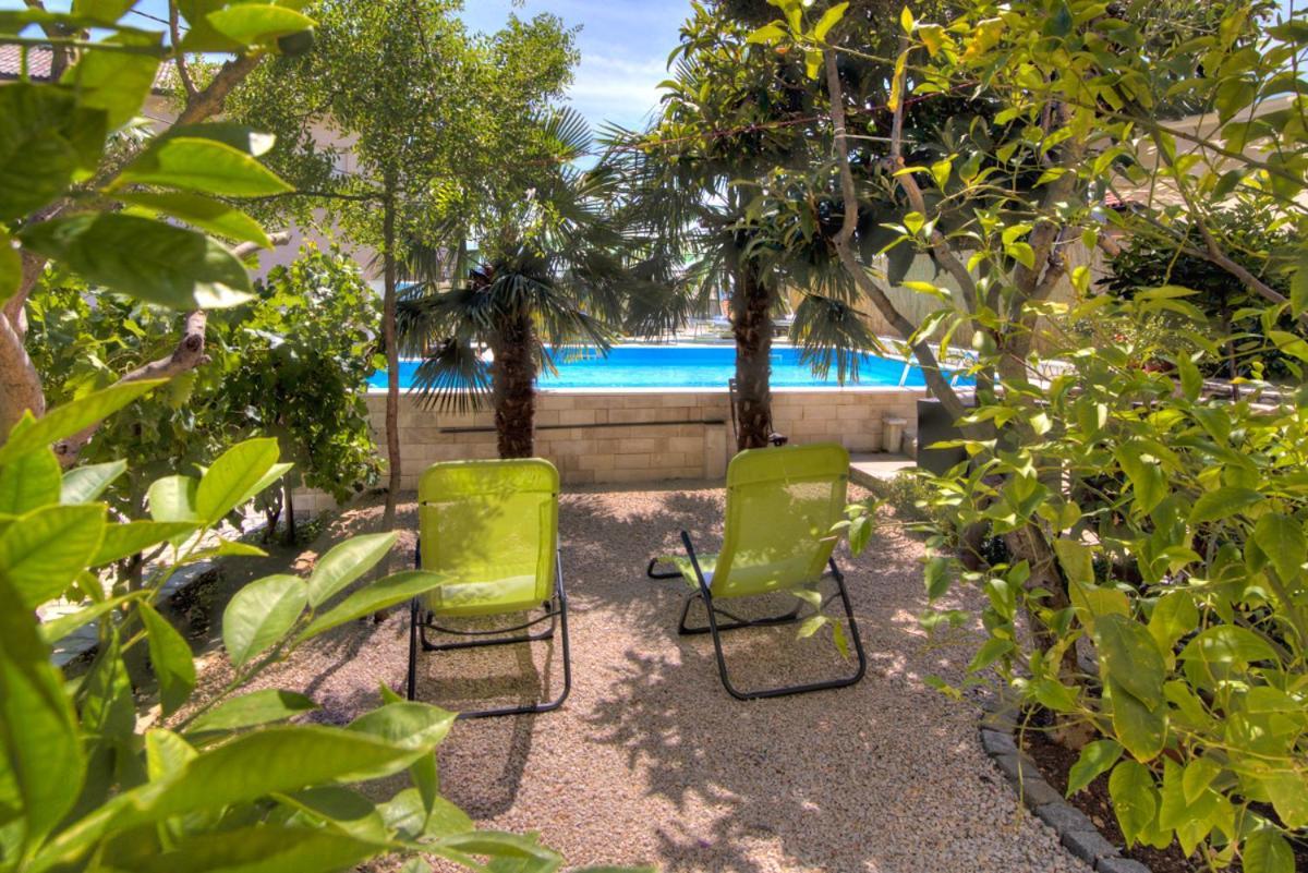 Villa Dalmare โนวีวีโนดอลสกี ภายนอก รูปภาพ